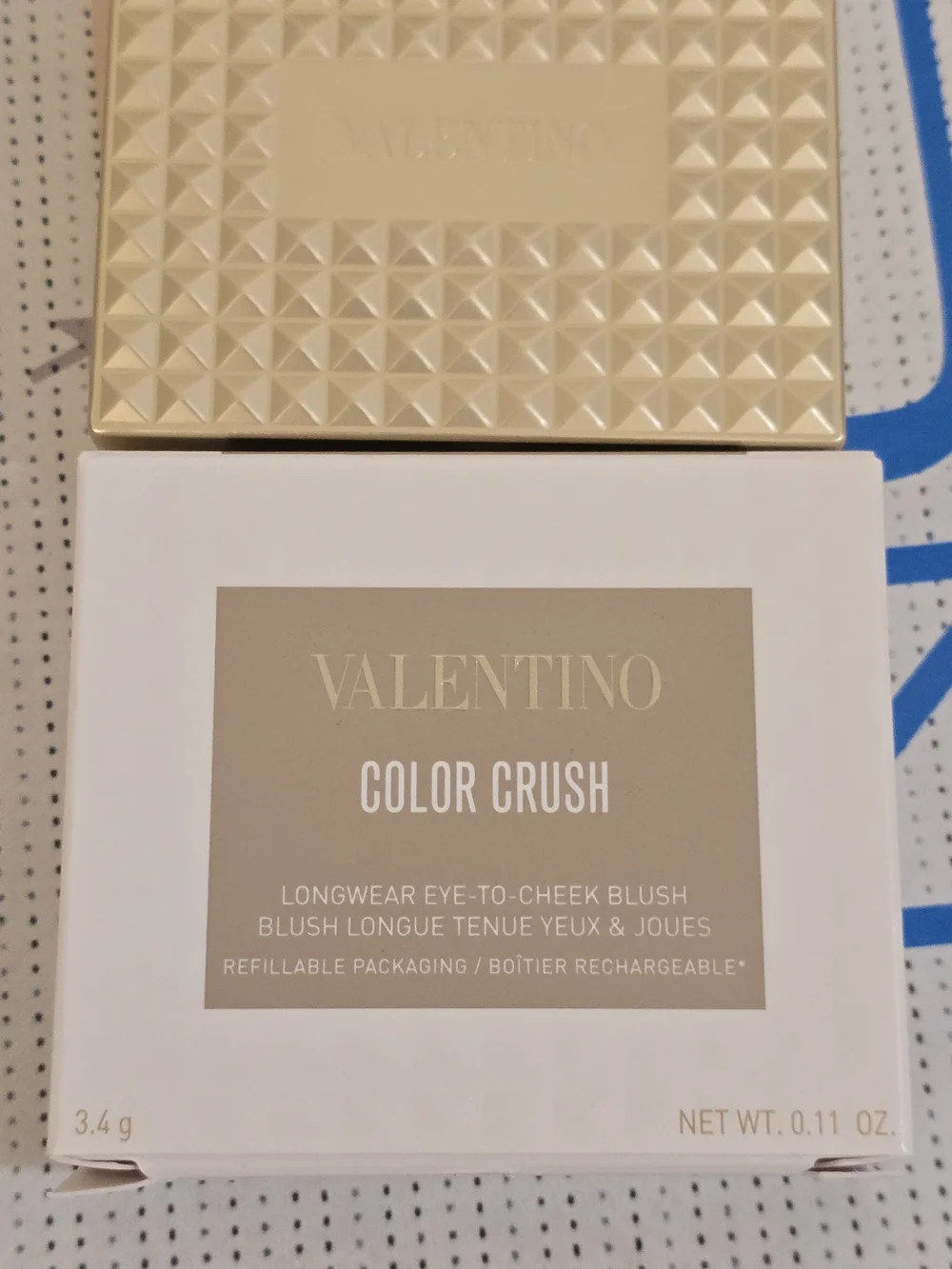 Valentino luminous soft